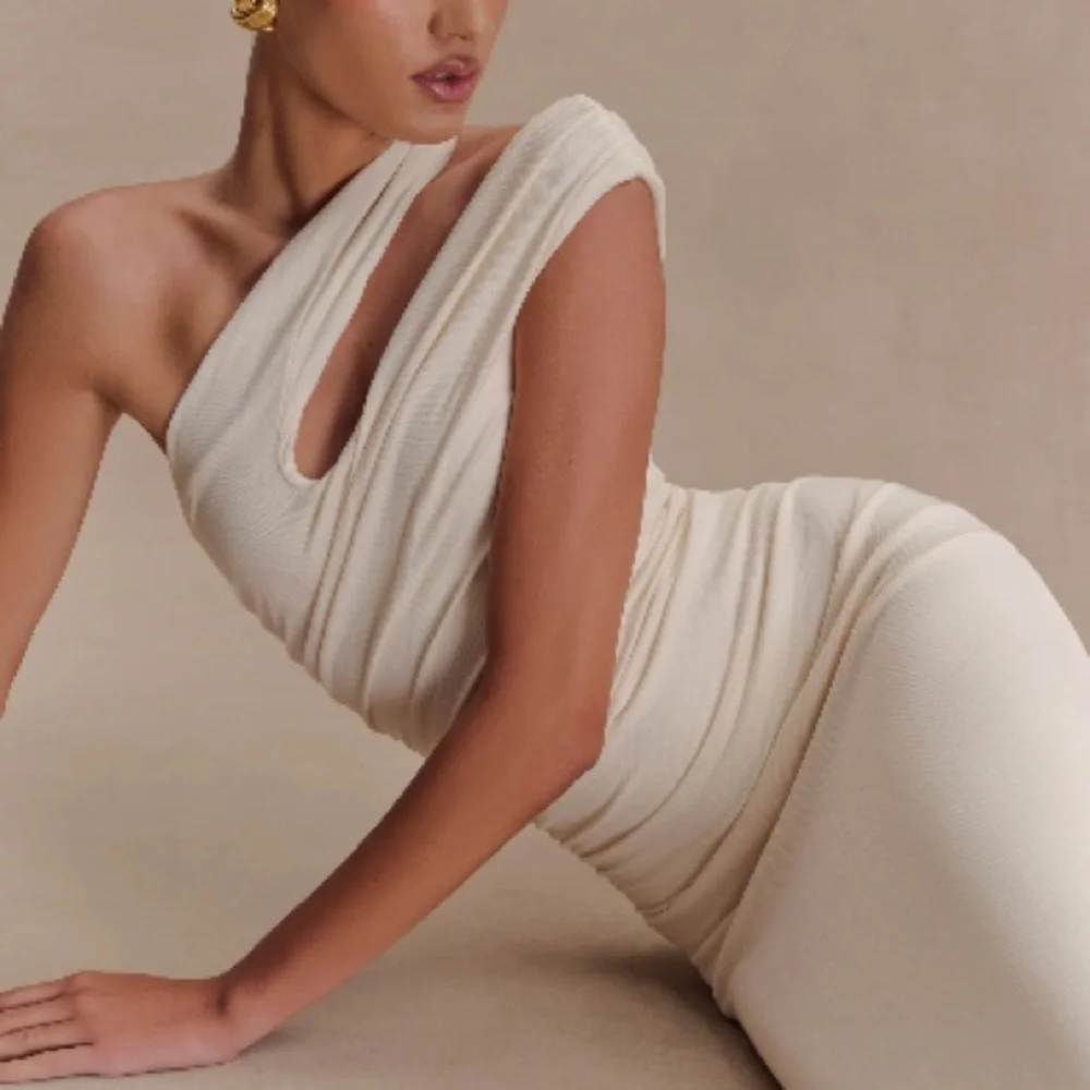 NWT Meshki One-Shoulder Cream Midi Dress (Anastasia dress) Bodycon - Picture 3 of 8